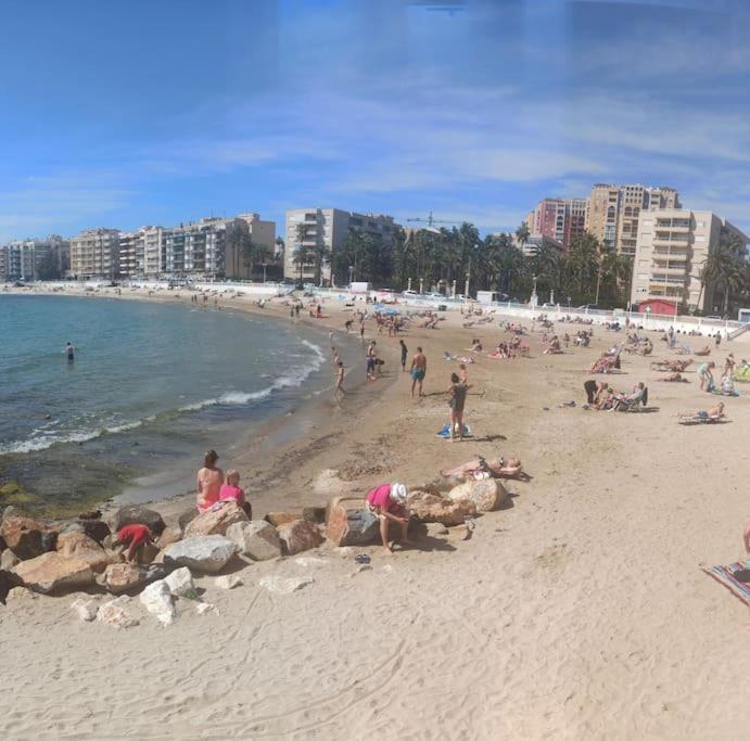 Apartamento Vacacional Lägenhet Torrevieja Exteriör bild