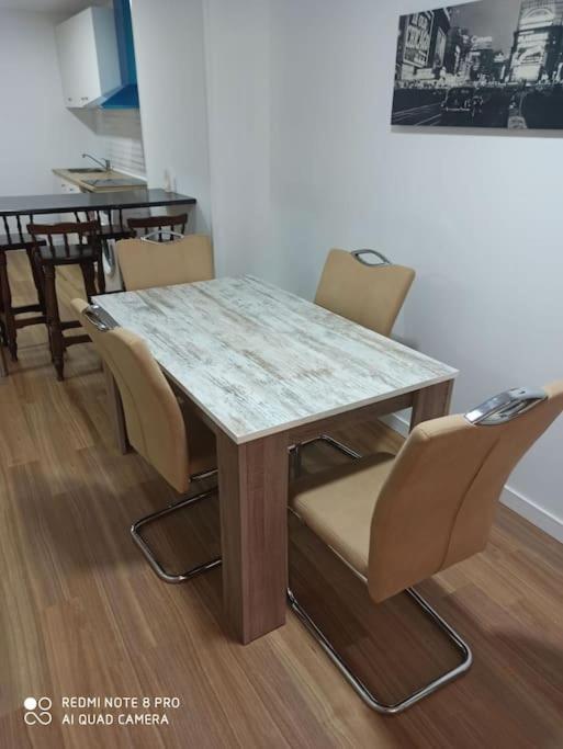 Apartamento Vacacional Lägenhet Torrevieja Exteriör bild